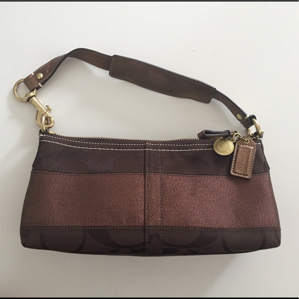Authentic👜COACH👜Handbag In GREAT condition! - Picture 2 of 7